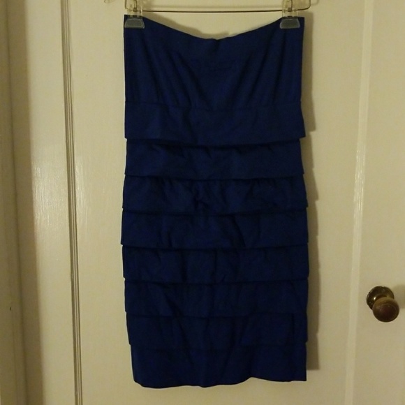 Dress - Picture 2 of 2